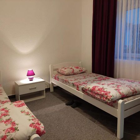Apartman Amelaa คูเลนวาคูฟ ภายนอก รูปภาพ